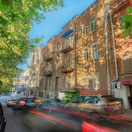 Tbilisi Home,View On Gvinis Karkhana Wine Factory Exteriör bild